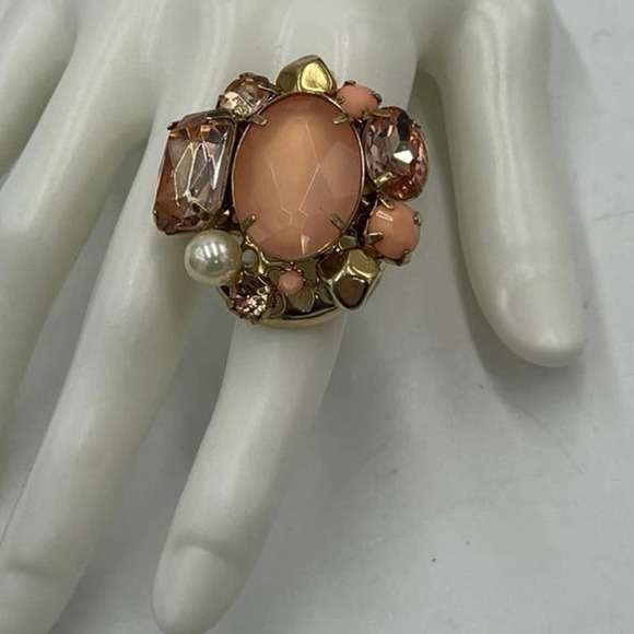 QVC Goldtone Oval Orange Peach Crystal Cluster Stretch Ring - Picture 6 of 11